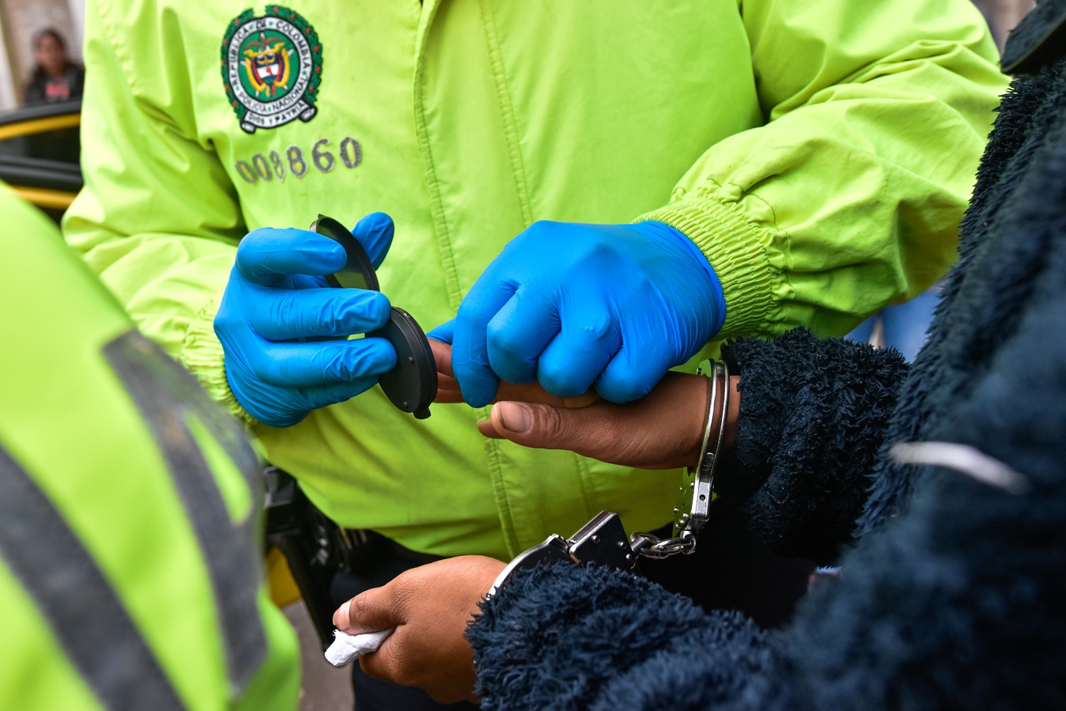 Policía Nacional haciendo una captura