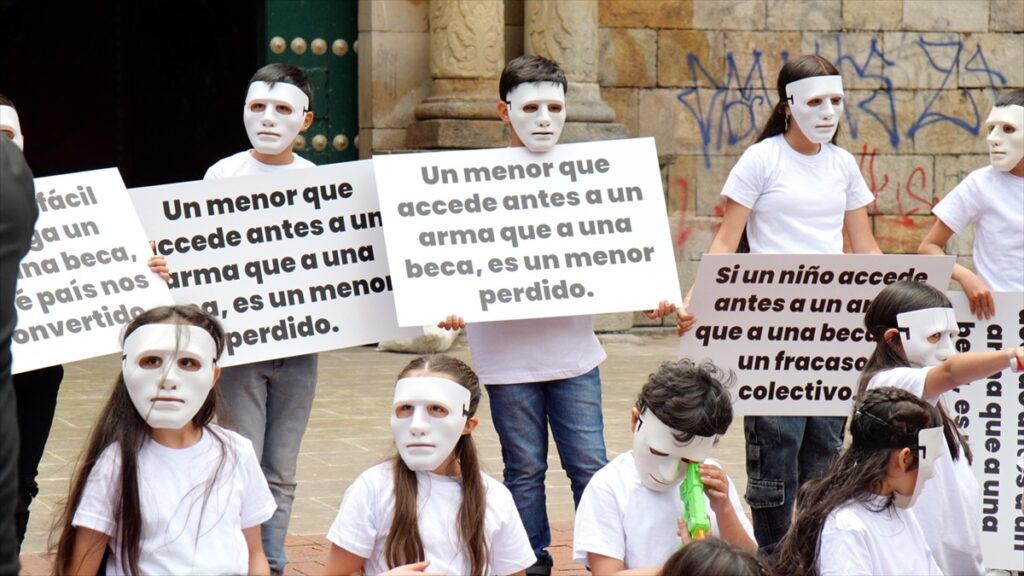 Performance infantil en Bogotá visibiliza violencia y falta de oportunidades / Suministrada a Pulzo