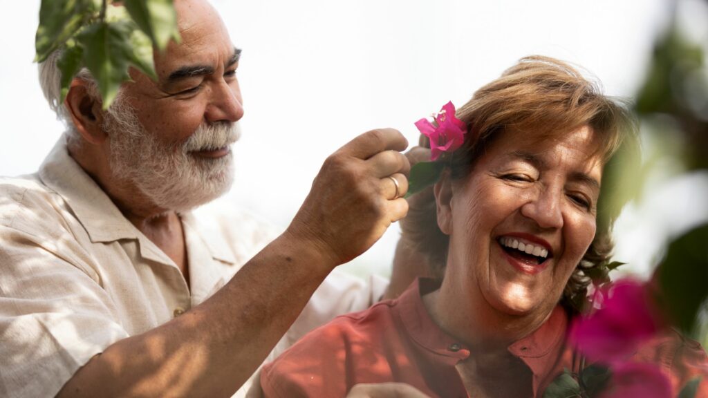 Pareja de adultos mayores / Freepik