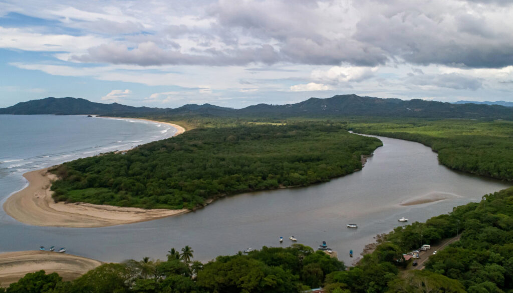 Las Pangas (Costa Rica) (Instituto Costarricense de Turismo)