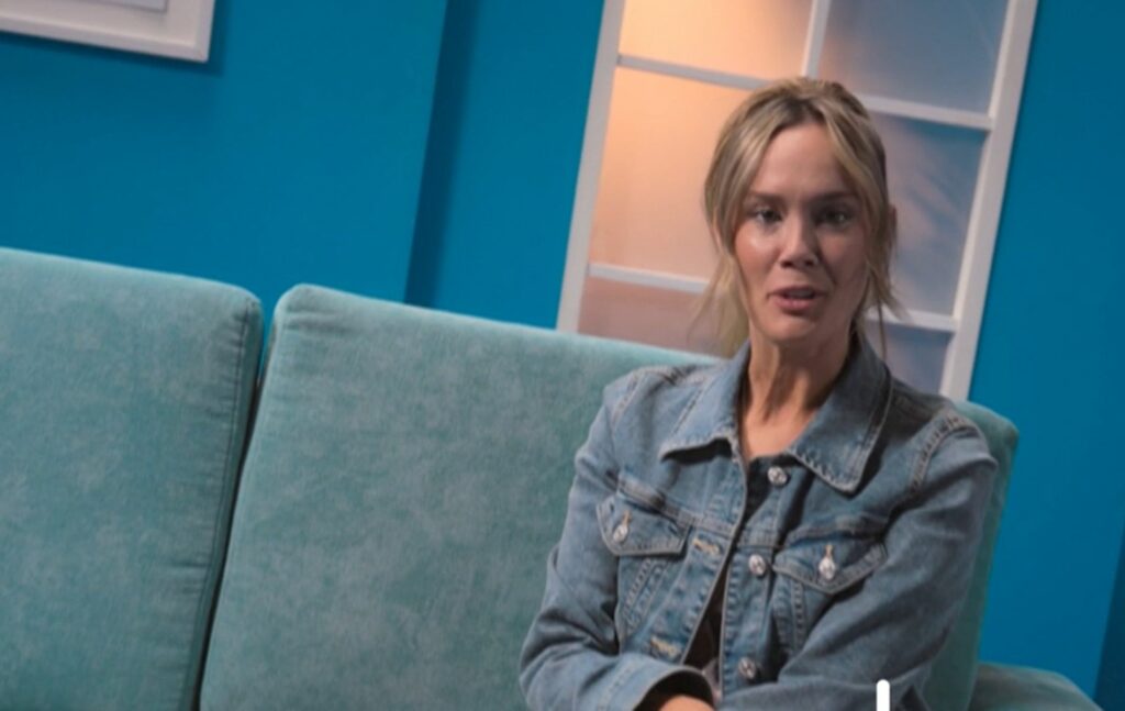 Eva Rey / RCN RADIO