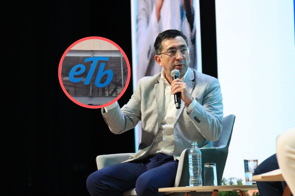 Diego Molano, presidente de la ETB, señaló que esa empresa es como una madre soltera, porque según él cambia de novio cada cuatro años. Pidió perdón. 