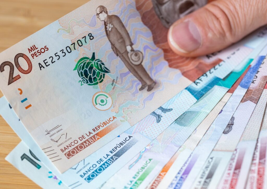 Un CDT puede permanecer en un banco un tiempo mínimo de 30 días y máximo de 720 / Imagen de referencia Shutterstock