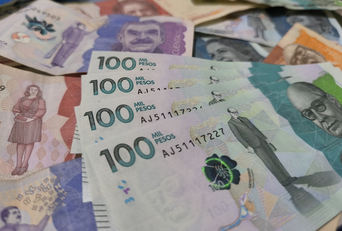 Alertan a quienes tienen billetes de $ 100.000 en Colombia por un serial