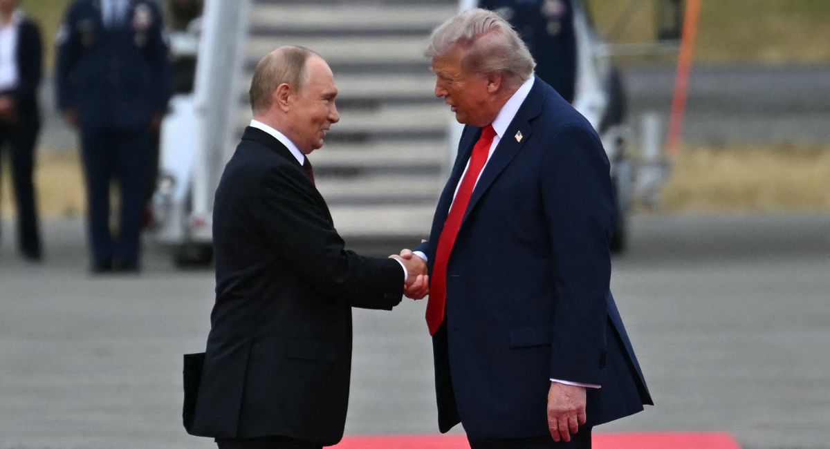 El presidente Donald Trump se encontró este viernes con su homólogo ruso, Vladimir Putin, para discutir sobre Ucrania y tienen en vilo al mundo.