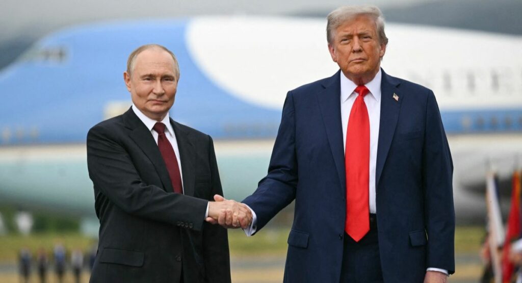 Vladimir Putin y Donald Trump / AFP