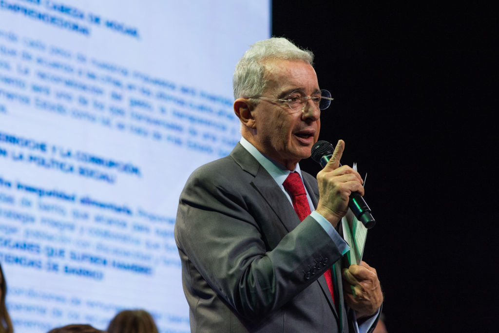 Álvaro Uribe se reunió con Juan Carlos Pinzón y hablaron de las elecciones