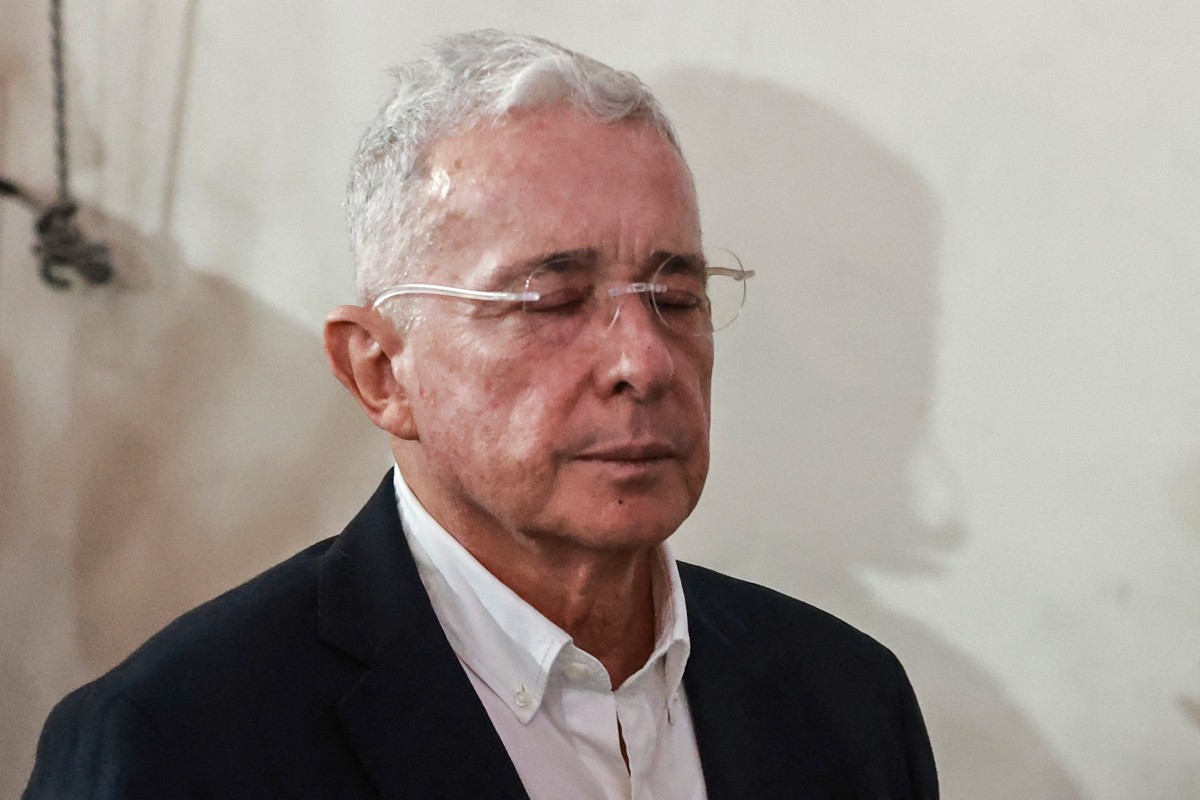 Piden que Álvaro Uribe no tenga prisión domiciliaria; decisión de tribunal