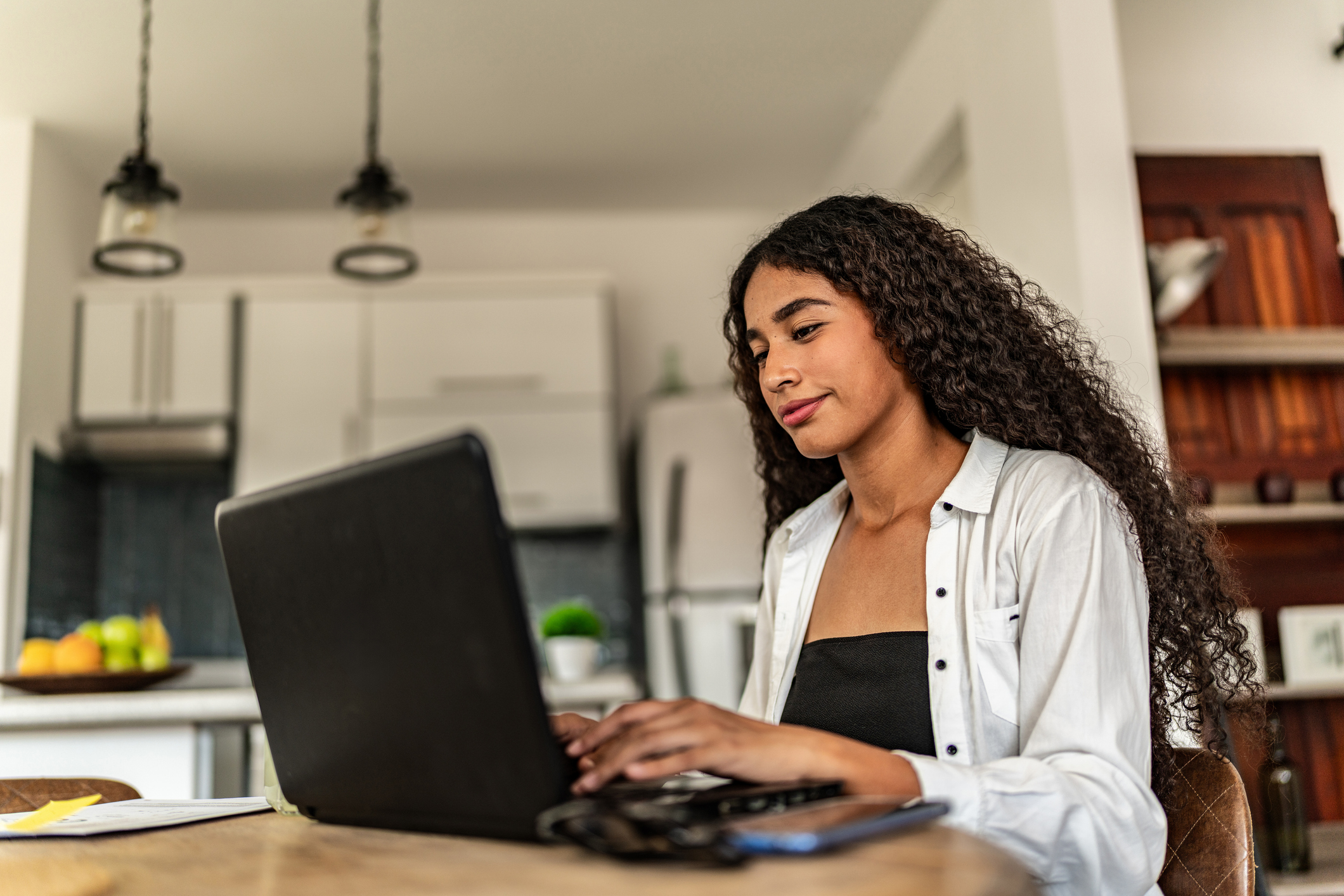 Factura de Internet en hogares estrato uno podría bajar de precio en Colombia por subsidio que pagarían empresas y estratos 5 y 6.