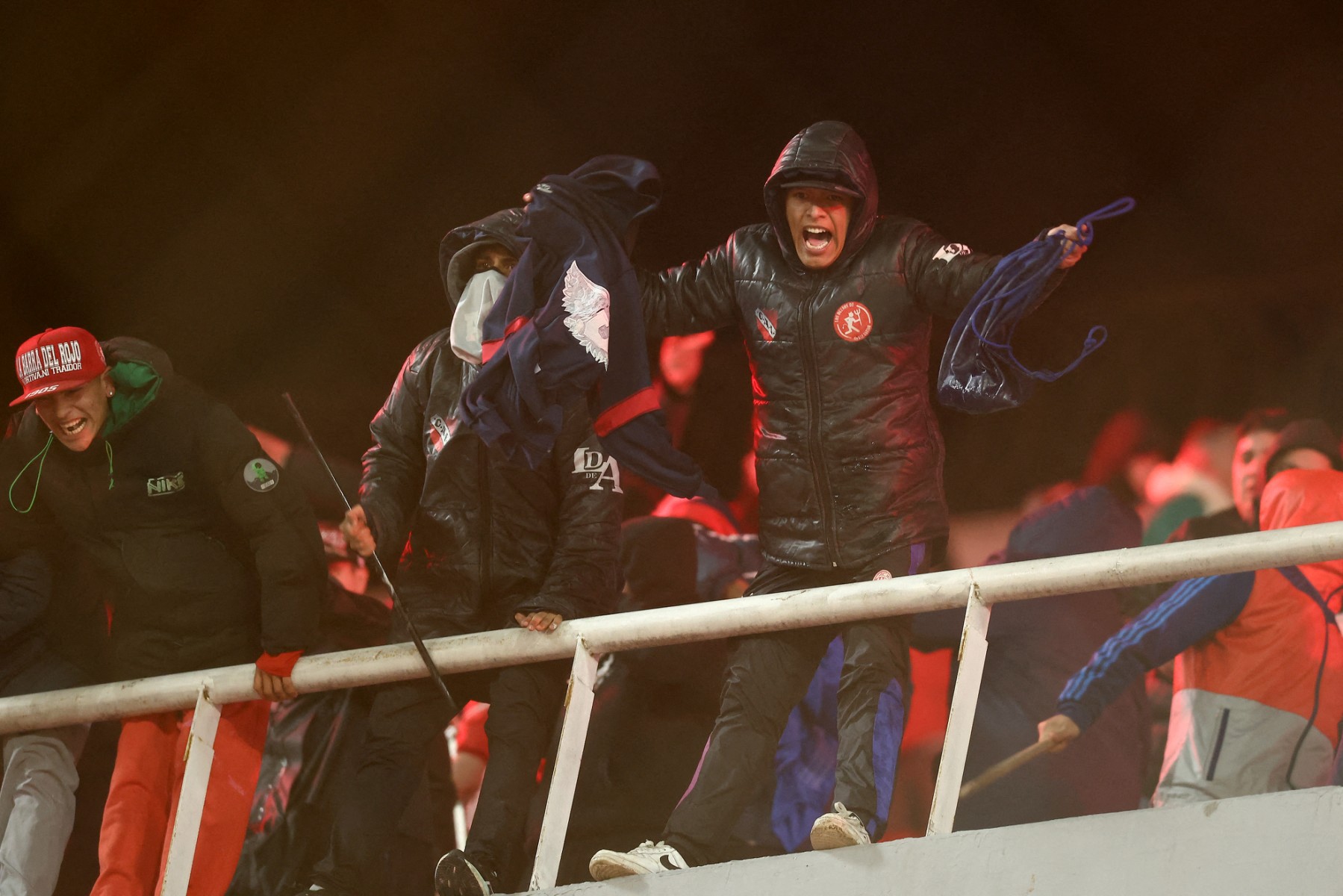 Disturbios en Independiente vs U de Chile en Copa Sudamericana