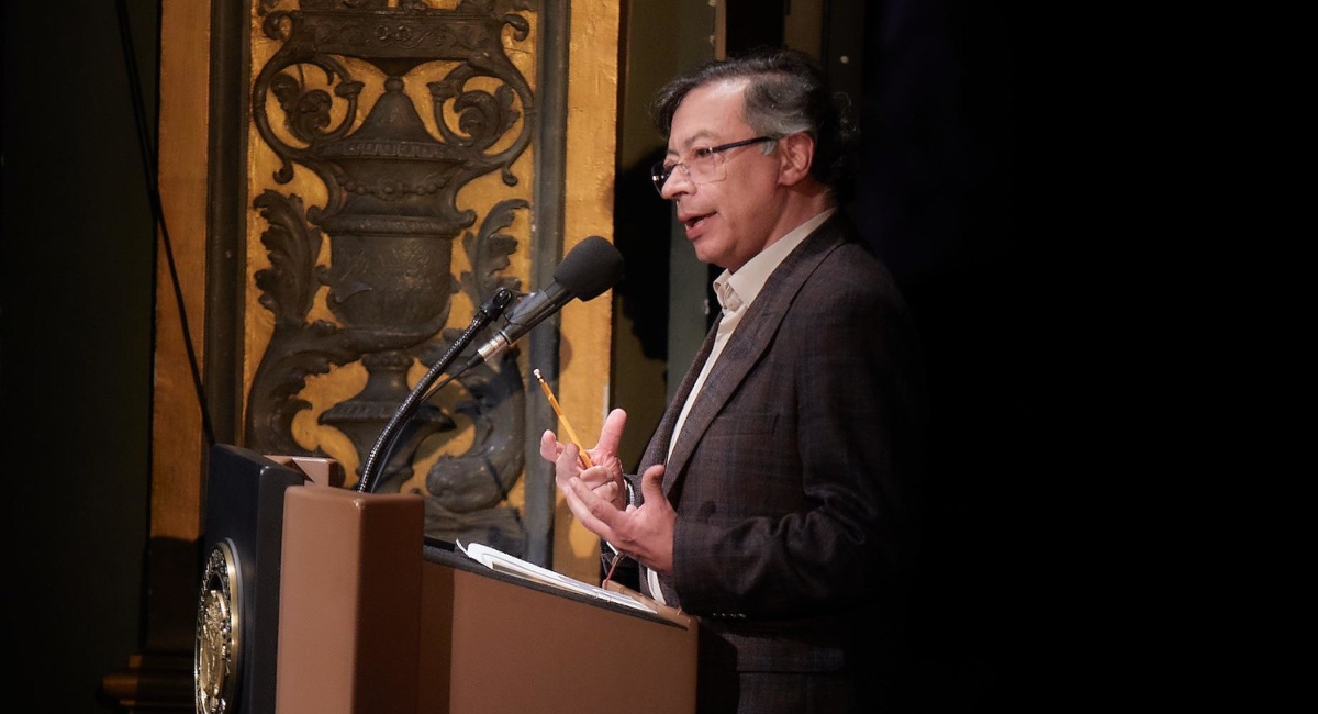 Gustavo Petro sacó nueva hipótesis sobre magnicidio de Miguel Uribe