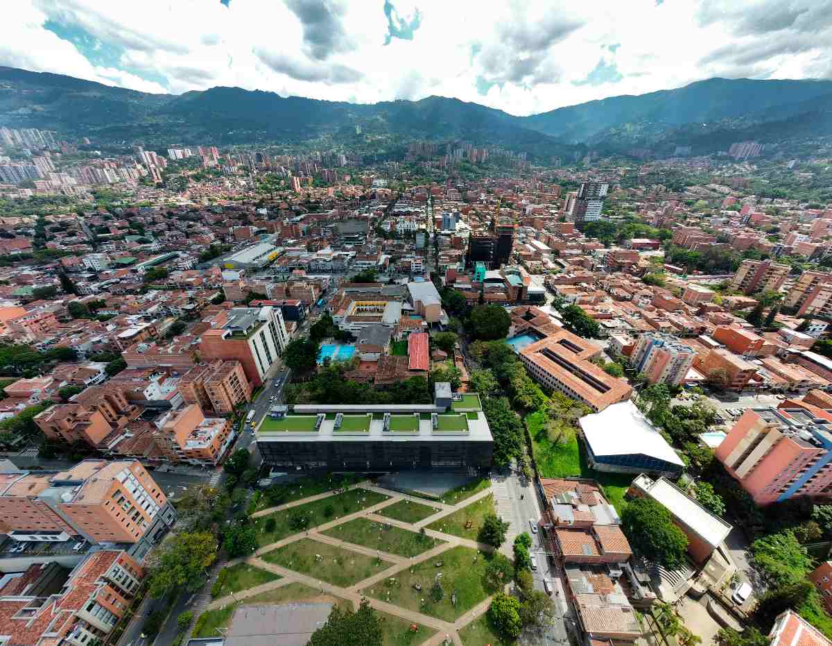 Foto Envigado, en nota de cuál pueblo es el mejor vividero de Colombia, muy cerca de Medellín, y qué hacer