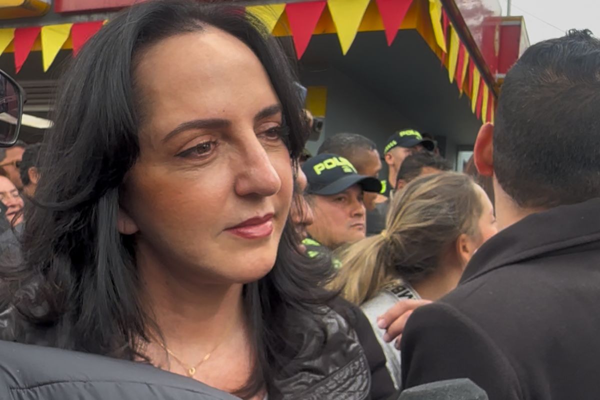 María Fernanda Cabal dice qué opina con papá de Miguel Uribe como precandidato