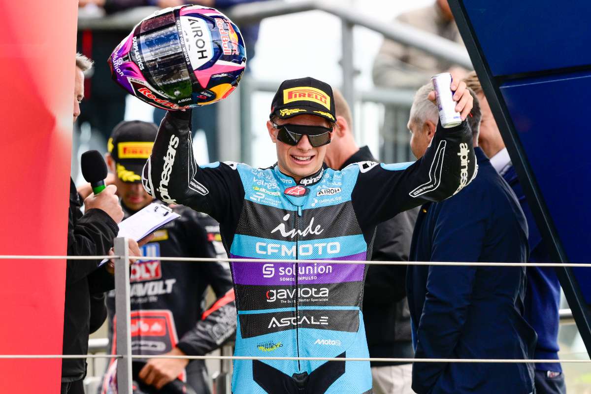 Foto de David Alonso, en nota de que Colombiano David Alonso ganó en Moto2 en Hungría, con video de su primer triunfo