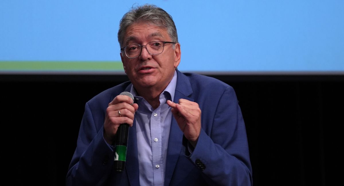 Mauricio Cárdenas, exministro de Hacienda, propuso un programa de formación técnica y para que jóvenes ganen en dólares y gasten en pesos colombianos.