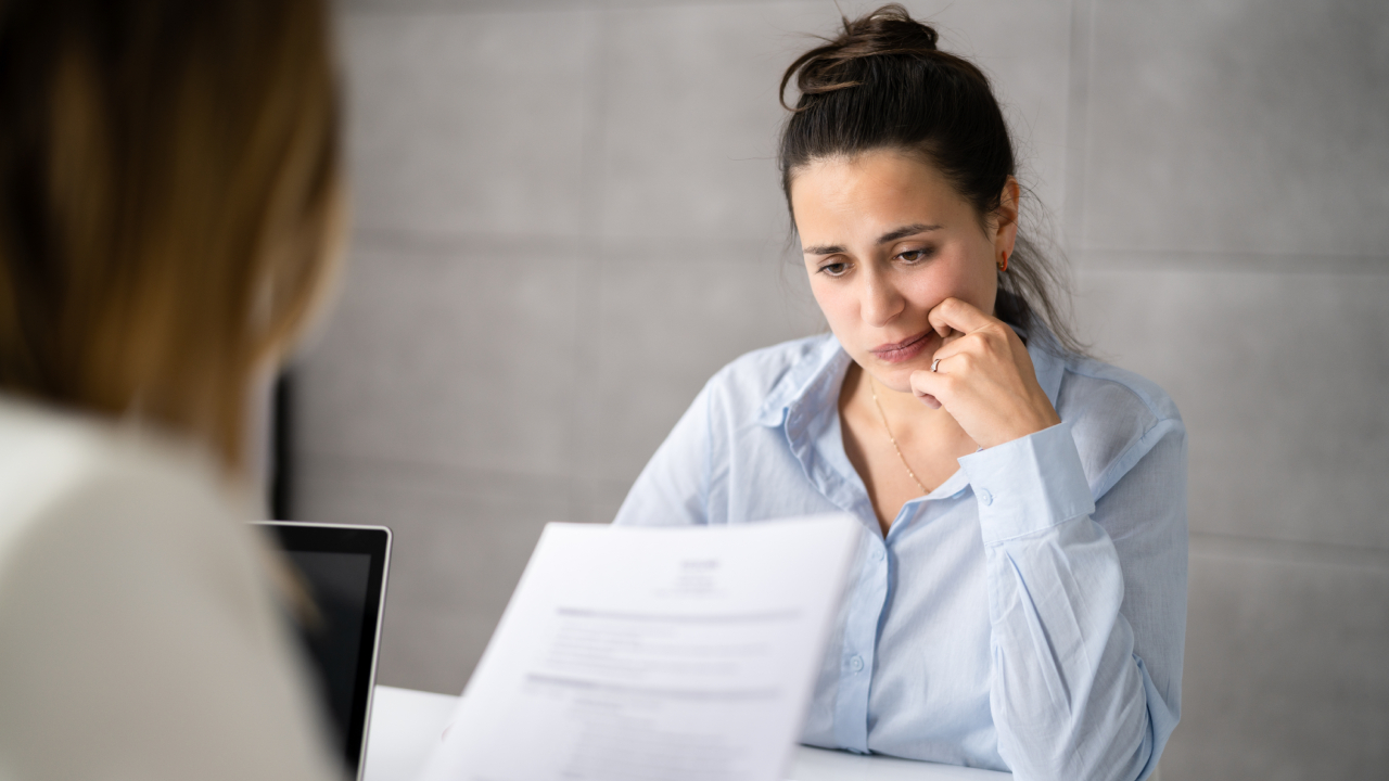 Cómo responder a una oferta salarial menor a la expectativa: experta da consejo