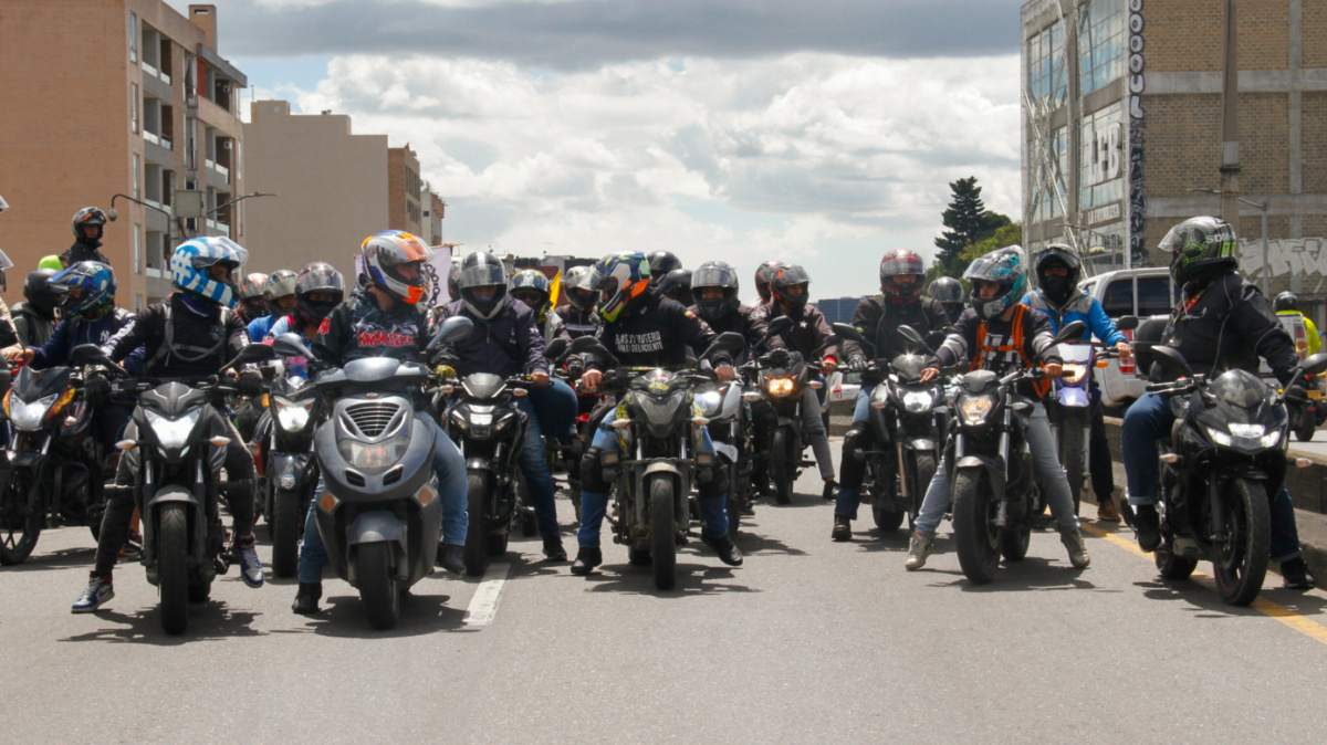 Bogotá: lanzan curso gratis para mujeres motociclistas, dónde es e inscripción