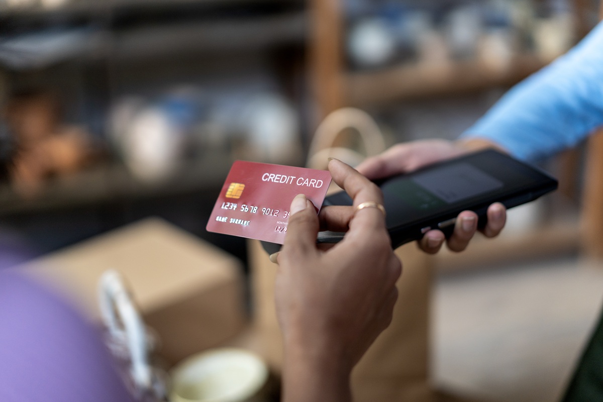 Dan aviso a personas con tarjetas de crédito en Colombia: llegaría golpe