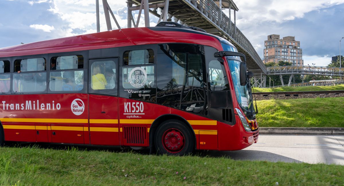Pasajero de Transmilenio fue herido en bus tras intento de robo