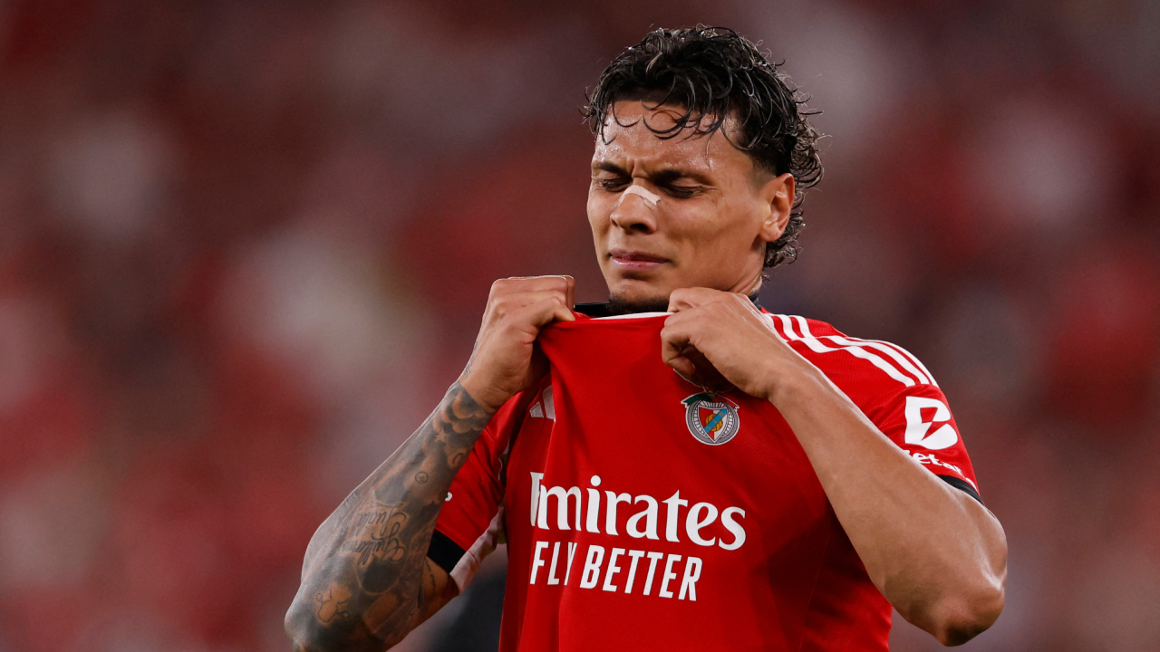 Benfica se queda sin técnico y Richard Ríos recibe duro golpe; suena Mourinho