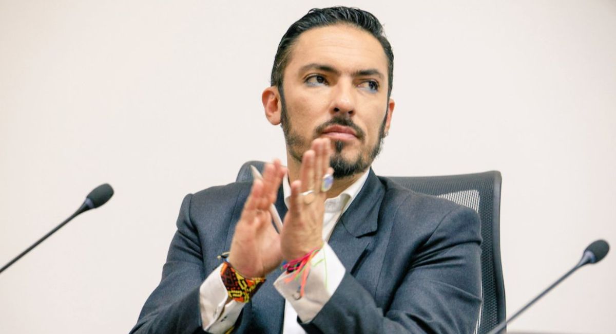 Gustavo Petro aceptó la renuncia de Juan Carlos Florián al Ministerio de la Igualdad por presión del Tribunal Administrativo de Cundinamarca.