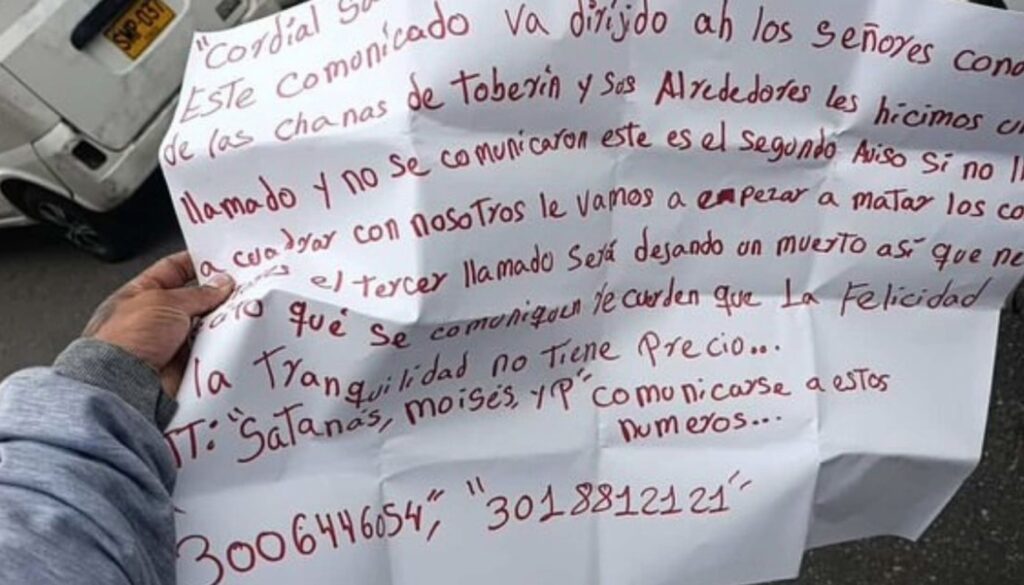 Panfleto amenazante en el norte de Bogotá (Suministrada)