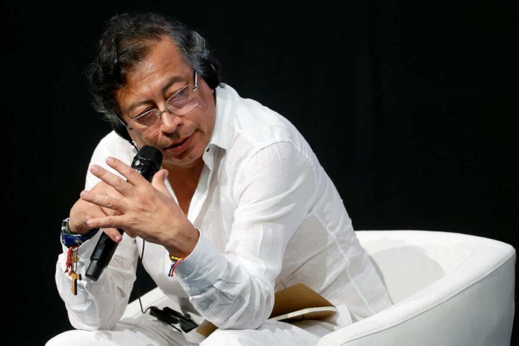 Gustavo Petro sin anillo, 30 de junio de 2025 / AFP