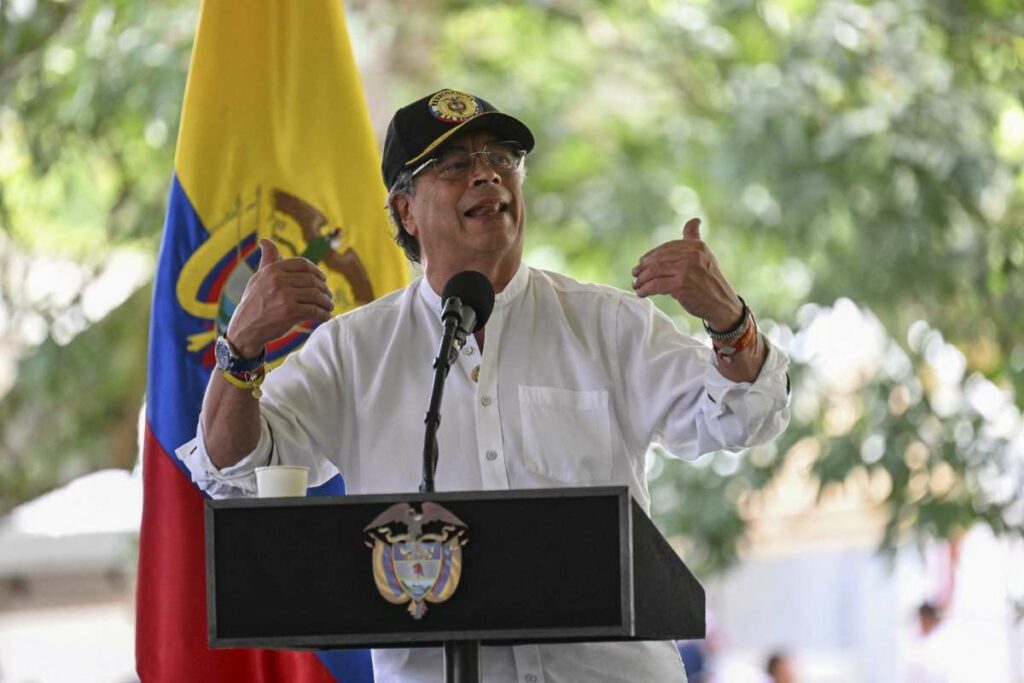 Gustavo Petro sin anillo, 28 de febrero de 2025 / AFP
