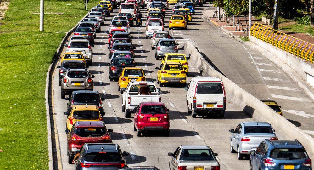 Cuántas combinaciones de placas de carros puede haber en Colombia: acá, cálculo