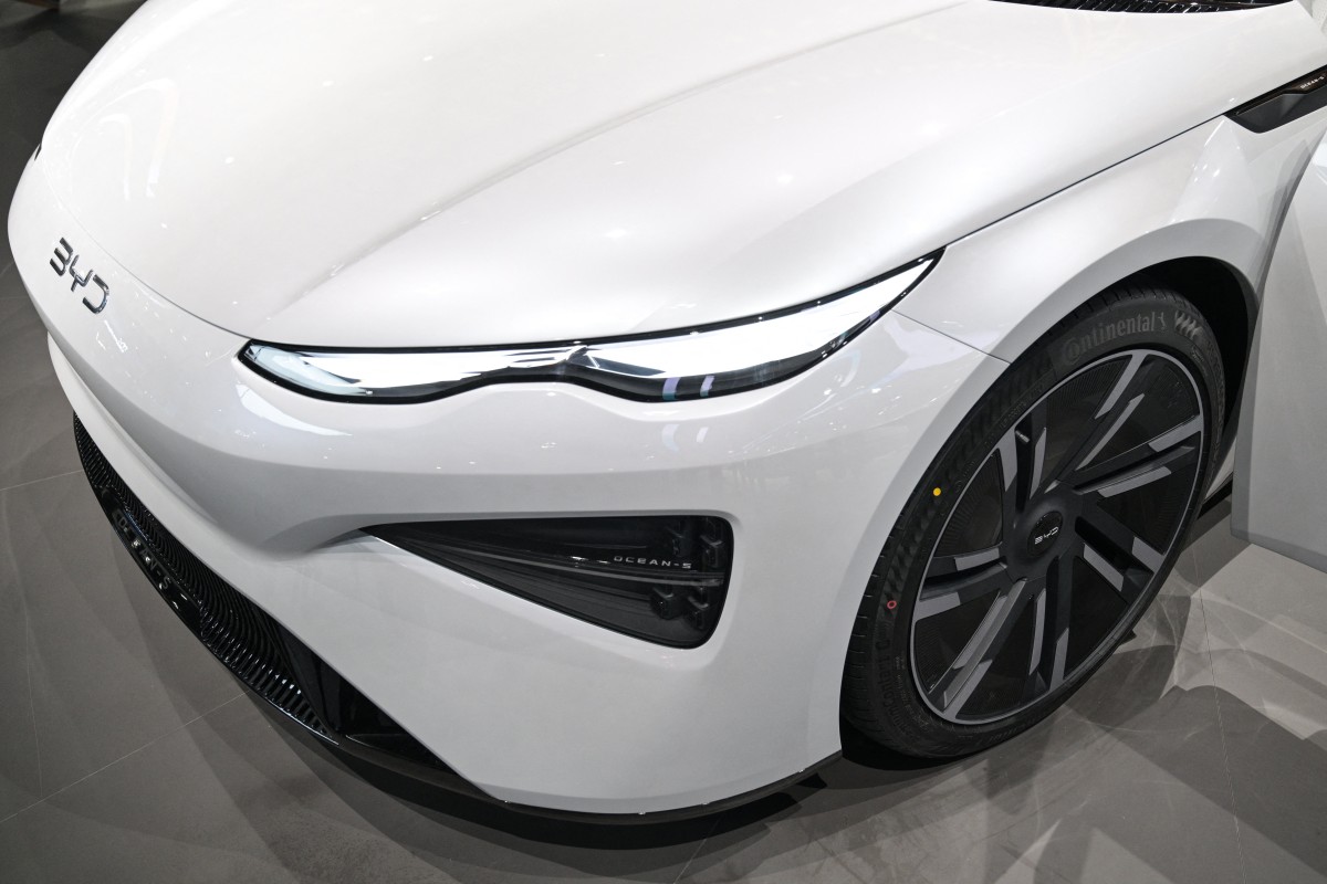 BYD pone en cortocircuito a Toyota y Mazda con carro híbrido Seal 05 DM-i 2026