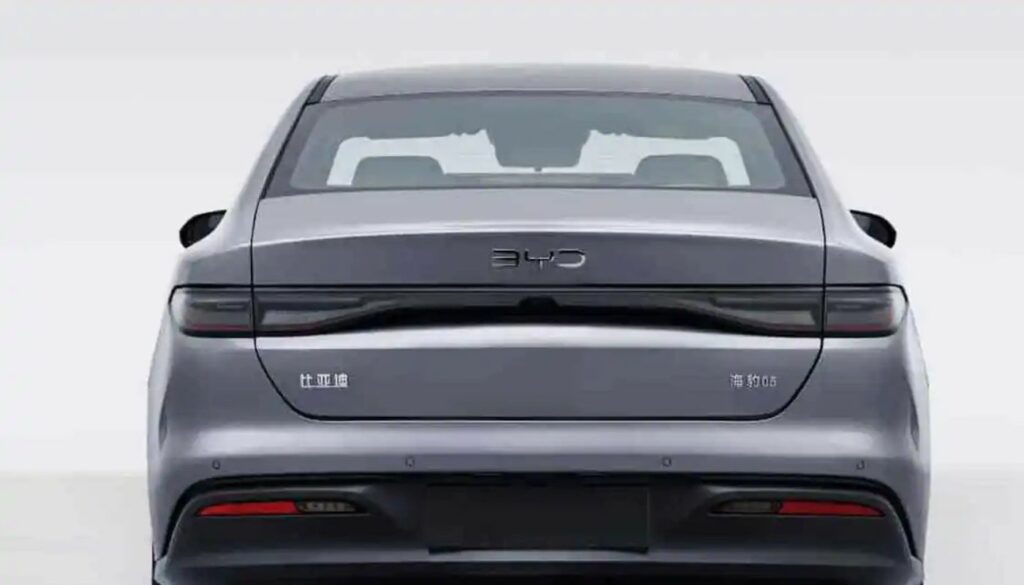 BYD Seal 05 DM-i 2026 / BYD
