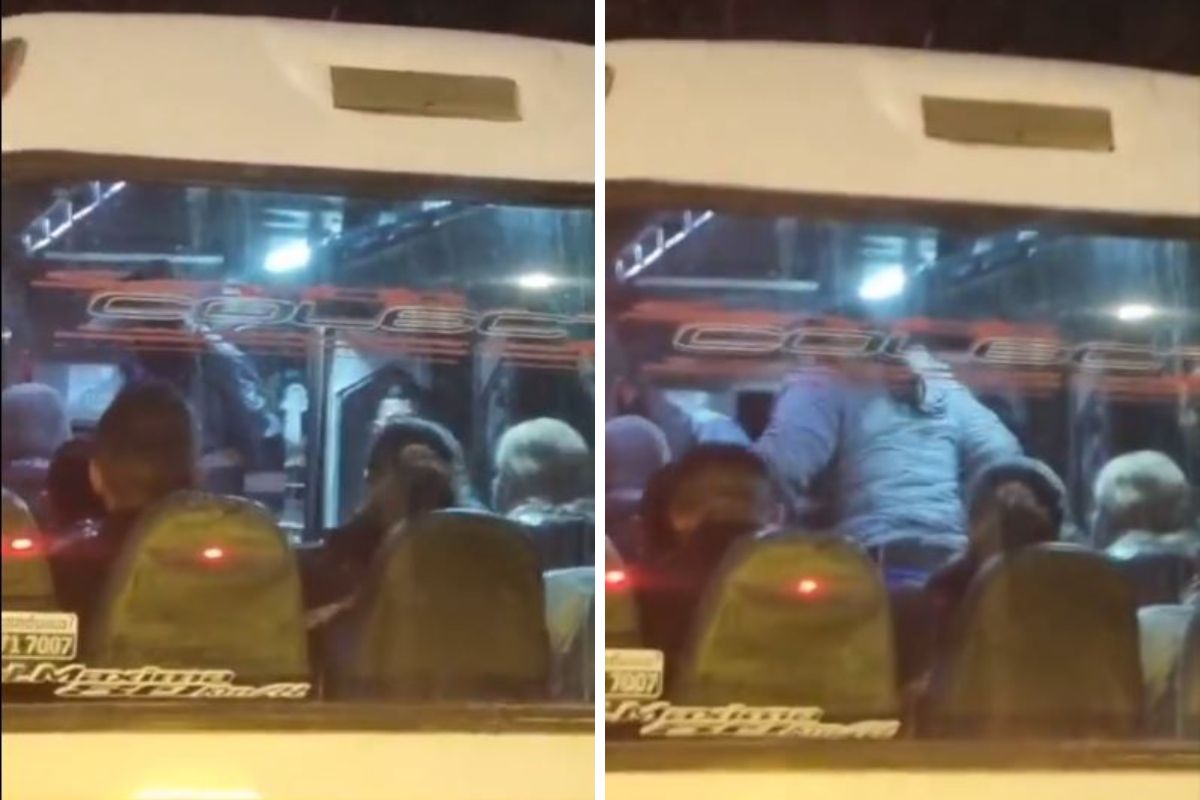 Imagen del atraco dentro de un bus en Bogotá, en el que un ladrón atacó a pasajeros con un arma