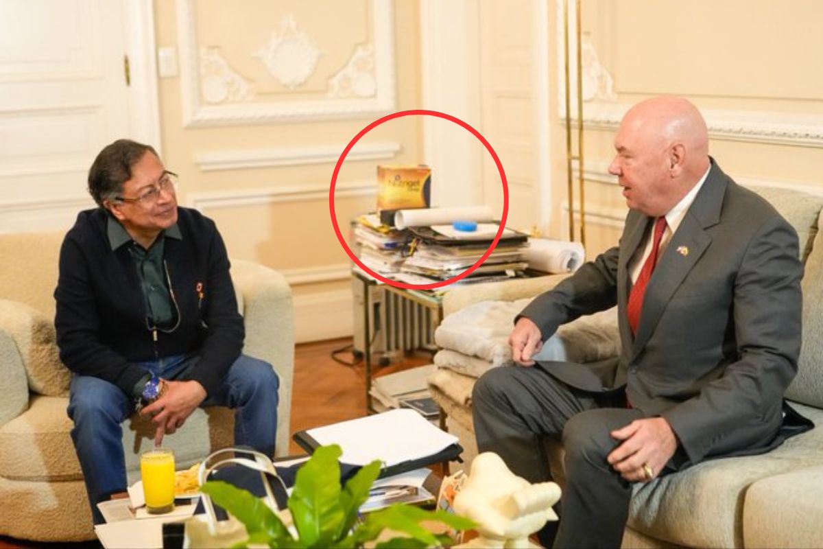Oficina de Petro: fotos muestran detalle sobre documentos, cobijas y cajas