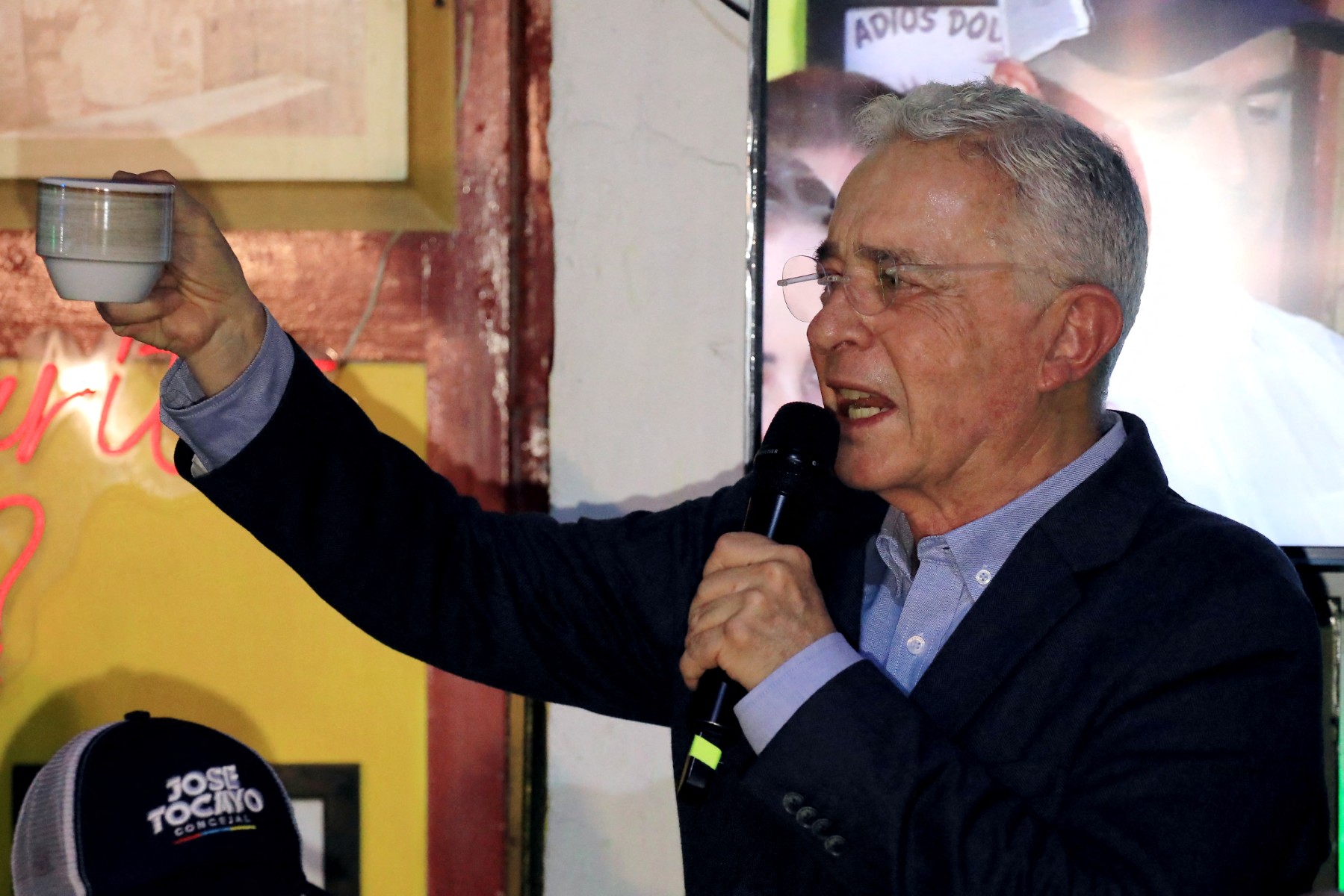 ¿Álvaro Uribe va como fórmula vicepresidencial? Centro Democrático aclara