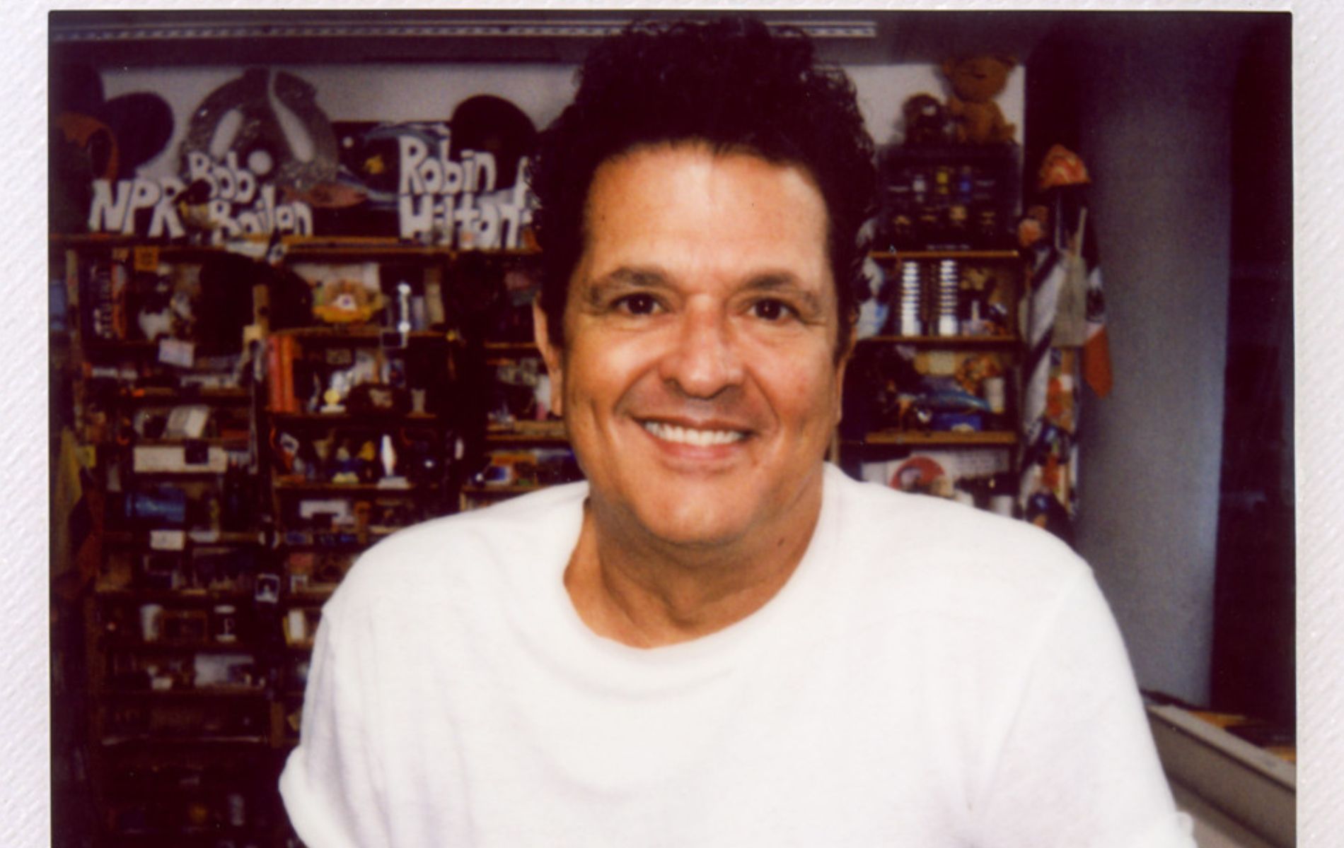 Carlos Vives le responde a quienes se burlaron de su gran paquete