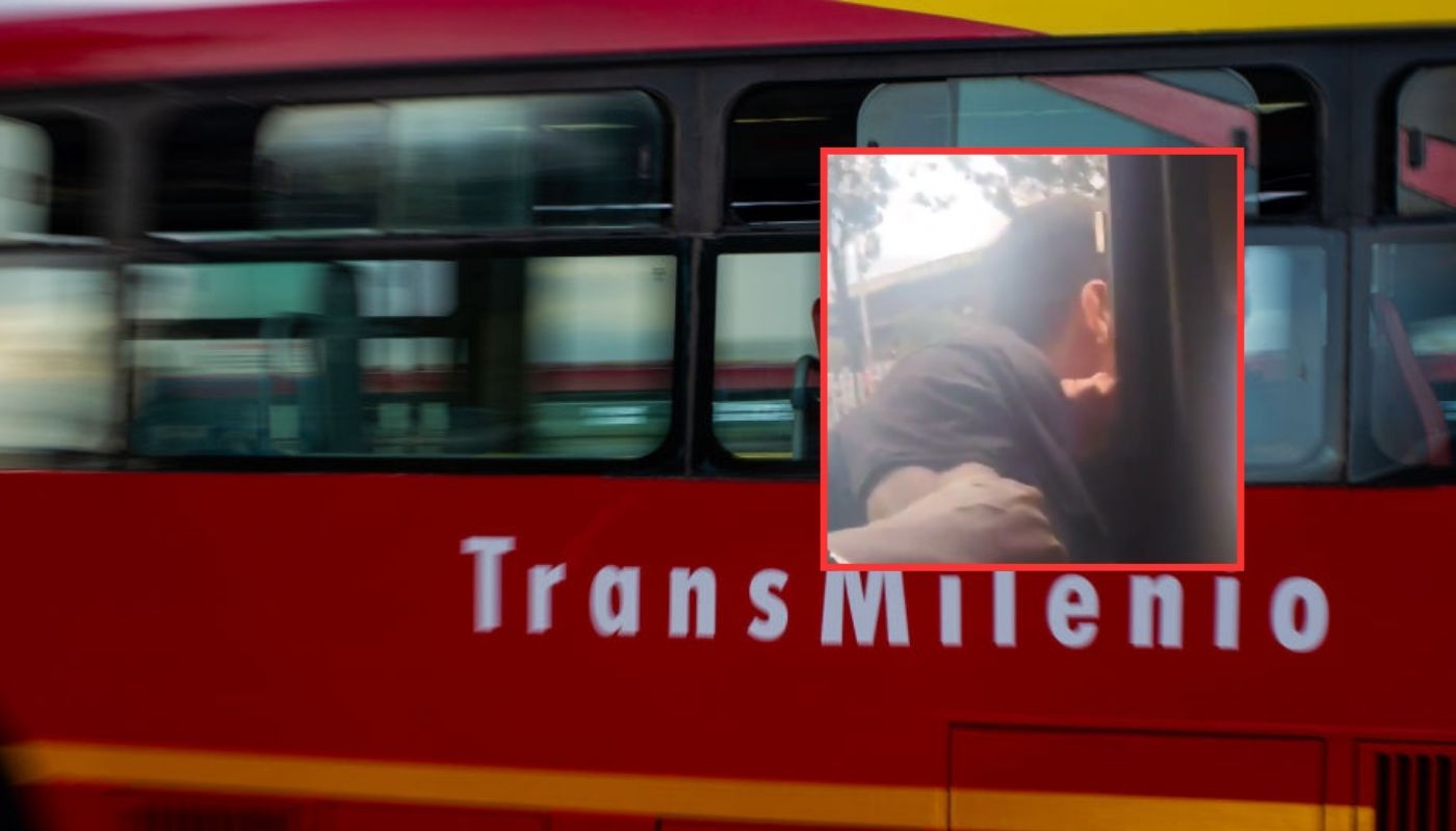 Dura lección a ladrón que quedó colgando de ventana de bus de Transmilenio