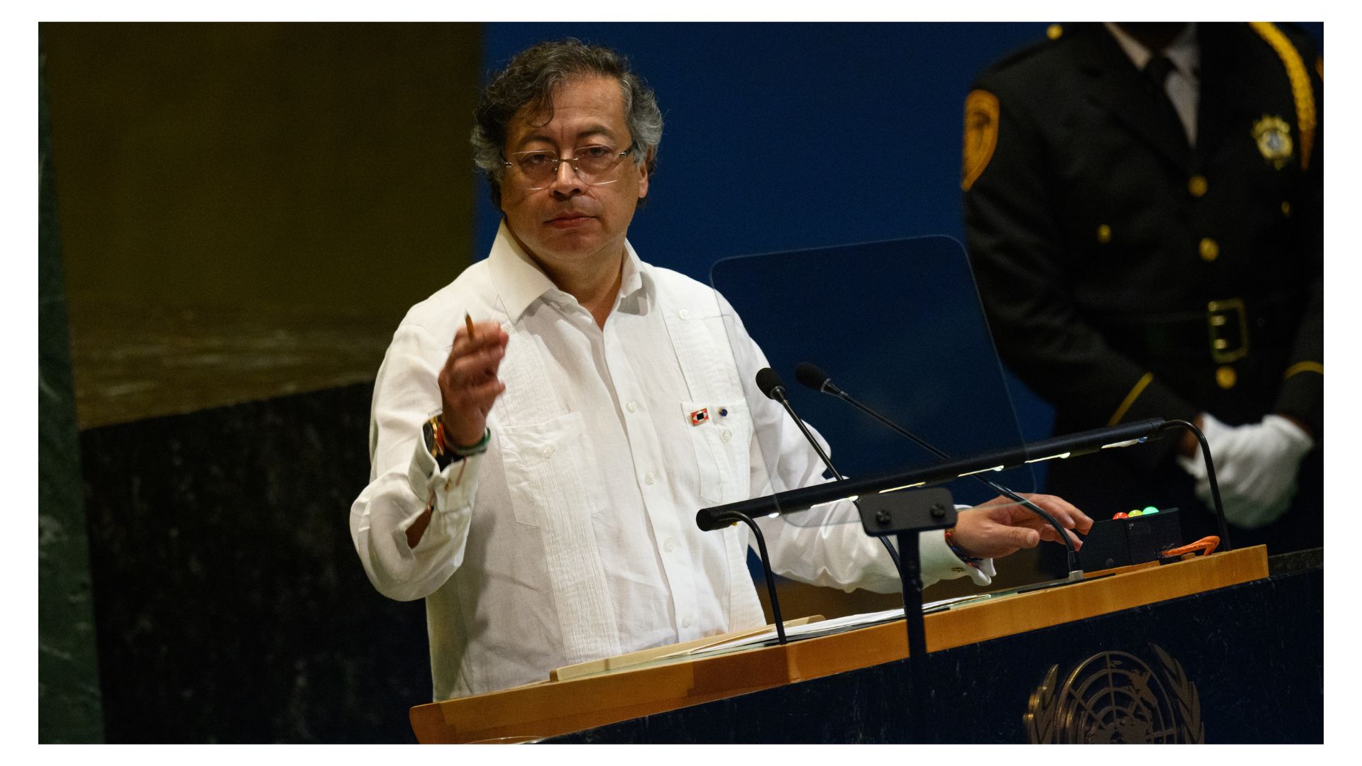 ¿En qué banco pagarán sueldo a Gustavo Petro tras ser incluido en lista Clinton?