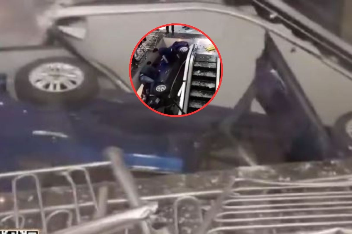 Así quedó el carro que cayó de lo alto en un centro comercial de Paraguay