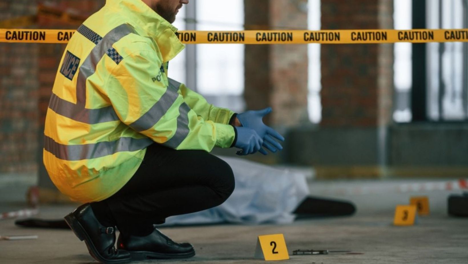 Mujer fue asesinada cuando iba llegando a su casa: su ex sería el responsable