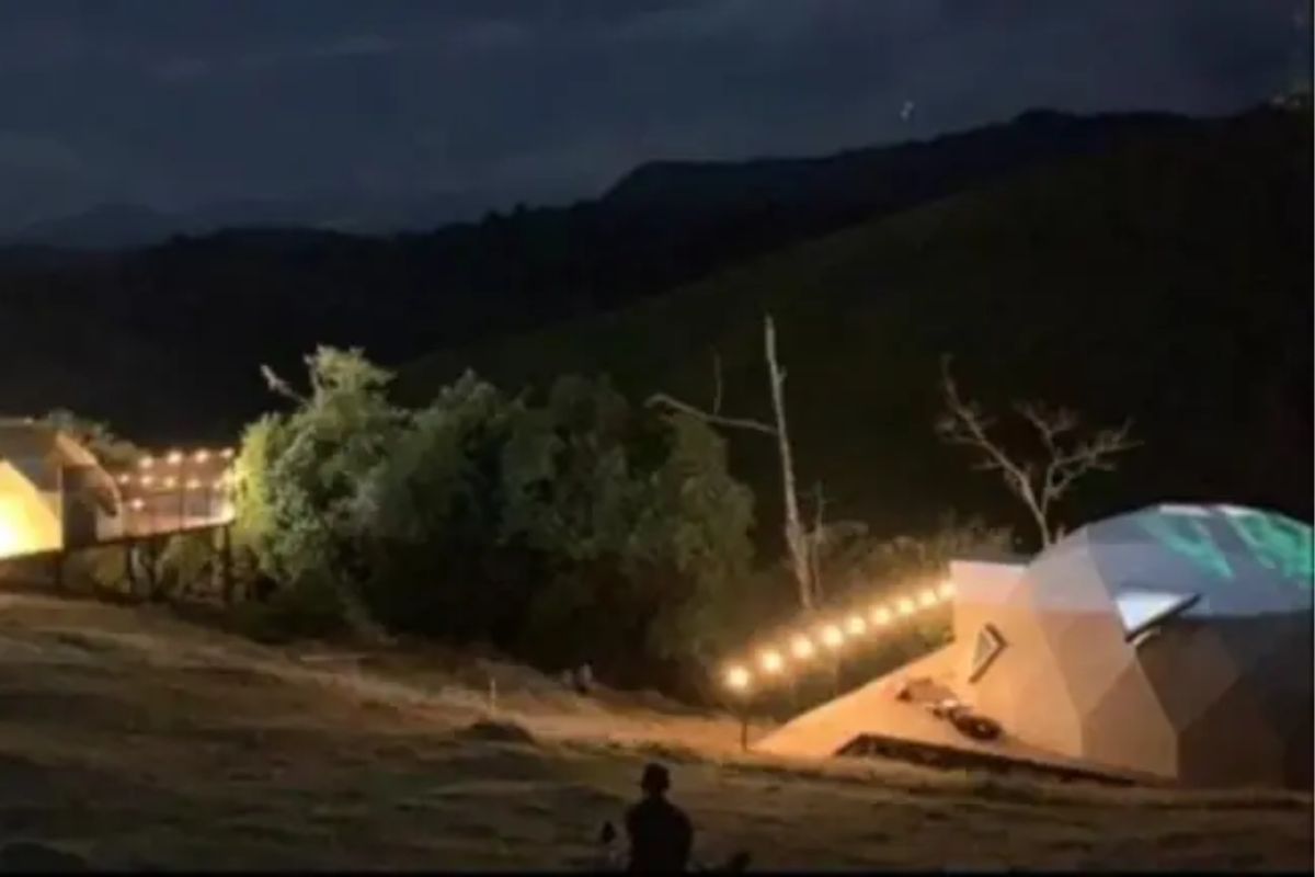 Glamping en Quindío: ladrones se metieron a cuarto de influencers y les robaron