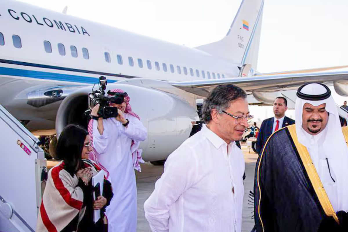 Petro le cortó el chorro a empresa norteamericana que lo dejó sin gasolina en su avión. El gobierno español tuvo que abastecer el combustible. 