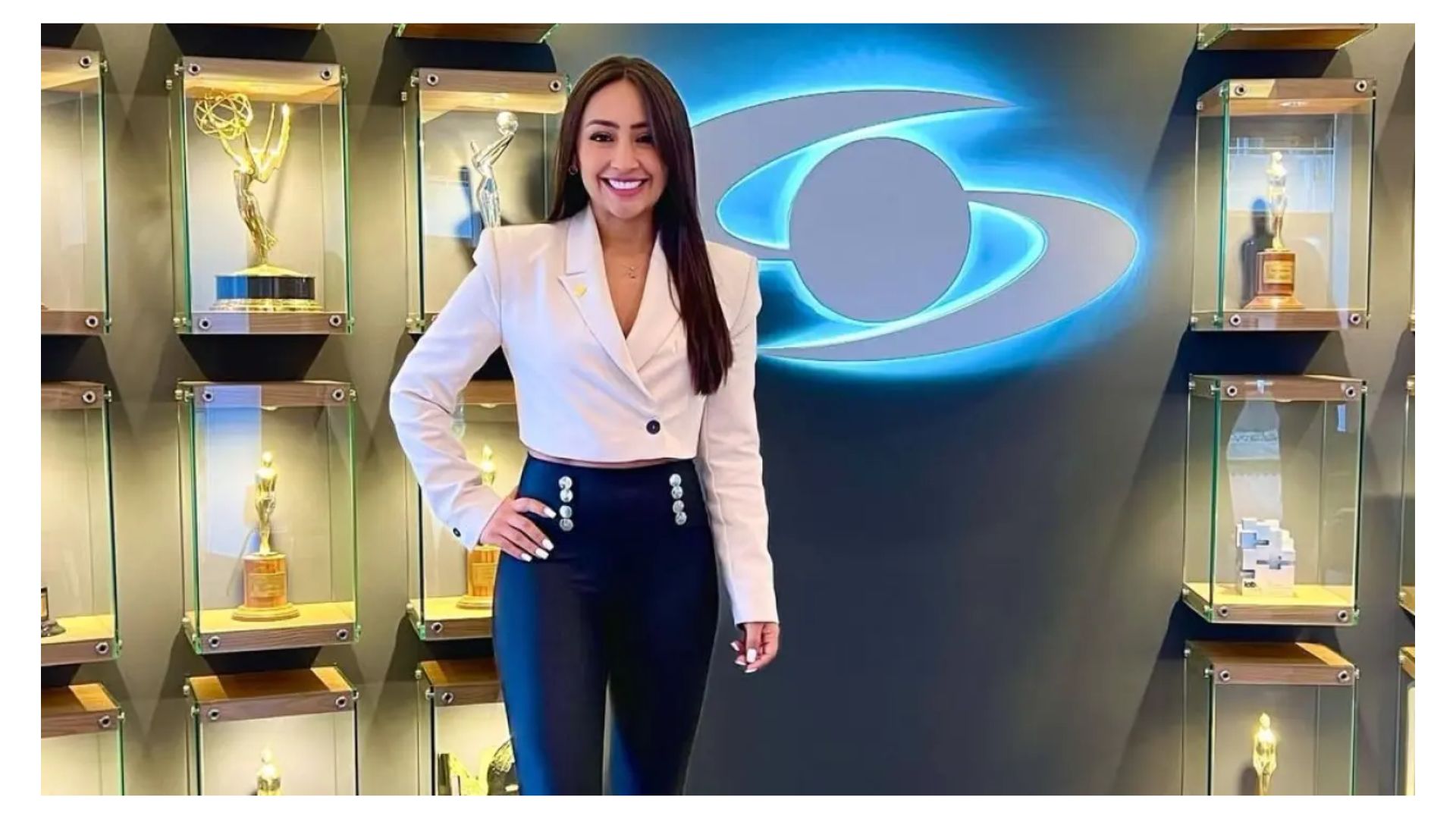 Tatiana Gordillo de Caracol caminó por el 7 de agosto Bogotá y le dicen de todo