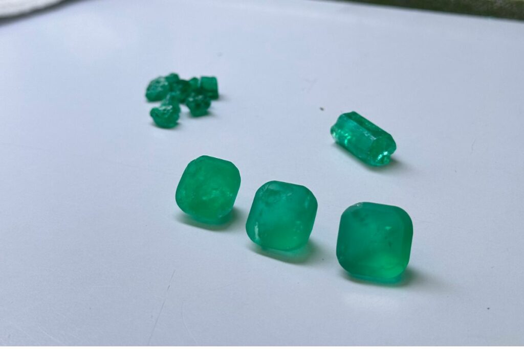 Compañías Muzo y sus proyectos alrededor de la extracción de esmeralda más linda del mundo / Pulzo