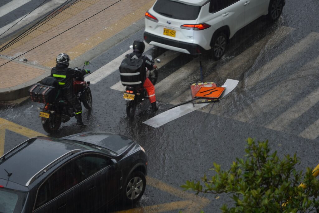 Así se vieron las calles en Bogotá, por las fuertes lluvias / Pulzo