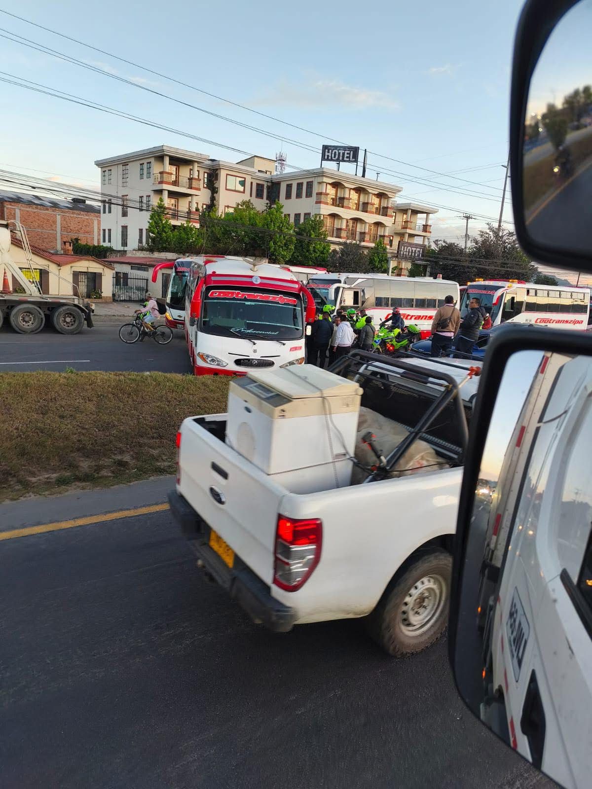 Bloqueo Vía Tocancipá-Bogotá