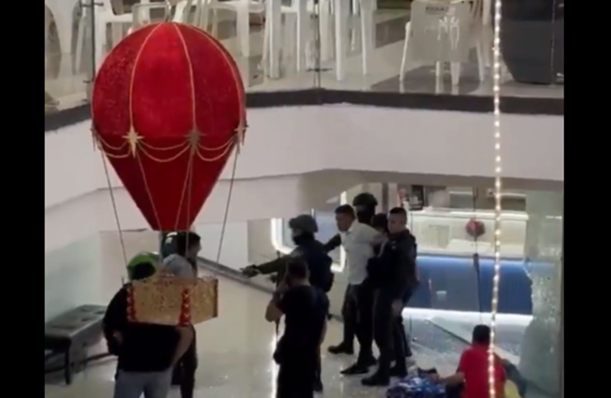Video: balacera causó pánico en reconocido centro comercial de Bucaramanga