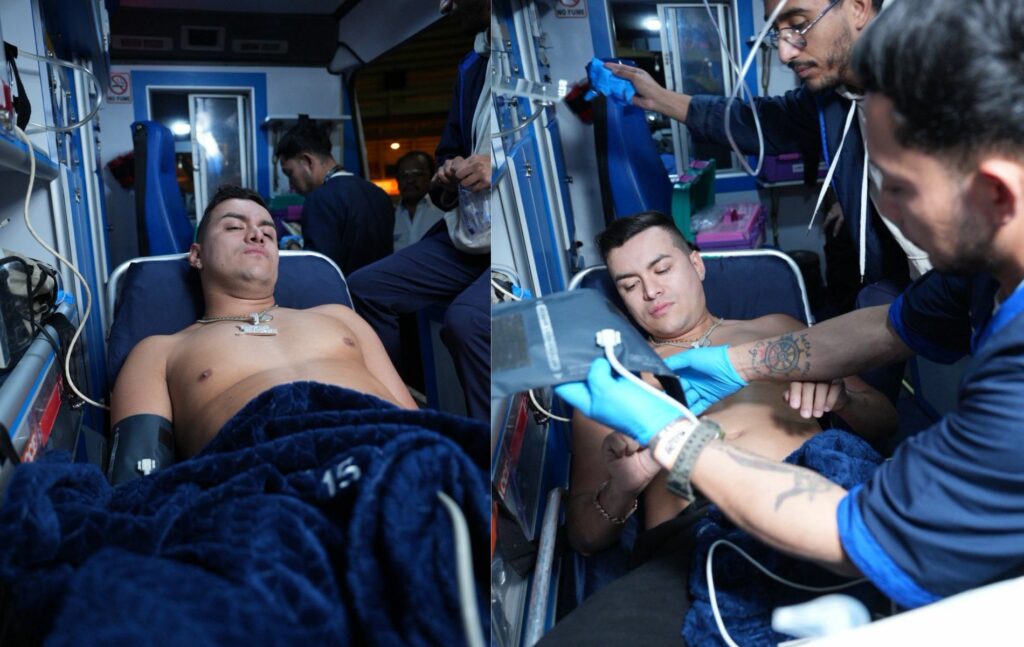Yeisón Jiménez en la ambulancia/ Oficina de prensa de Yeisón Jiménez.