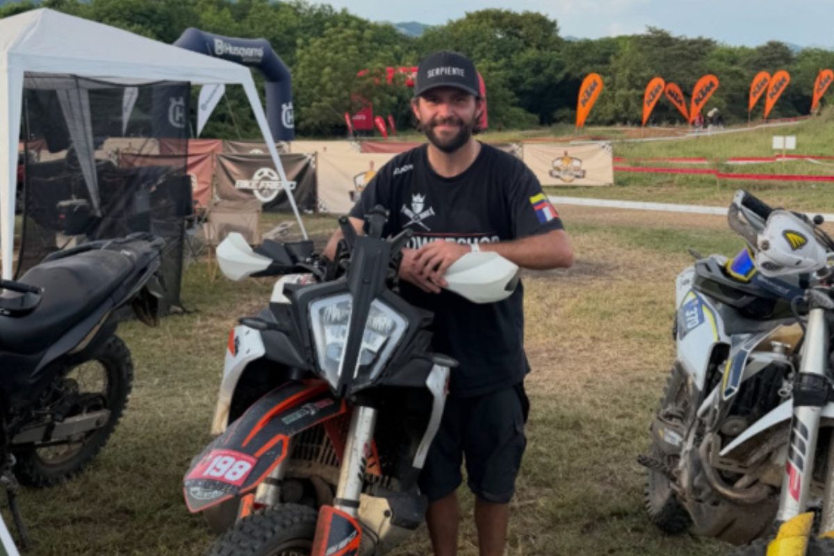 "Me derrumbé": amigo de Jean Claude Bossard contó el momento cuando se enteró de la muerte. Dijo que recibió una triste llamada. 