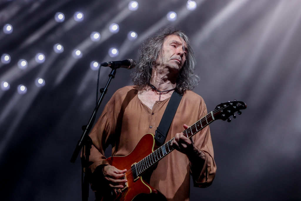 Murió Rob Iniesta, cantante de Extremoduro: tuvo fuertes problemas de salud