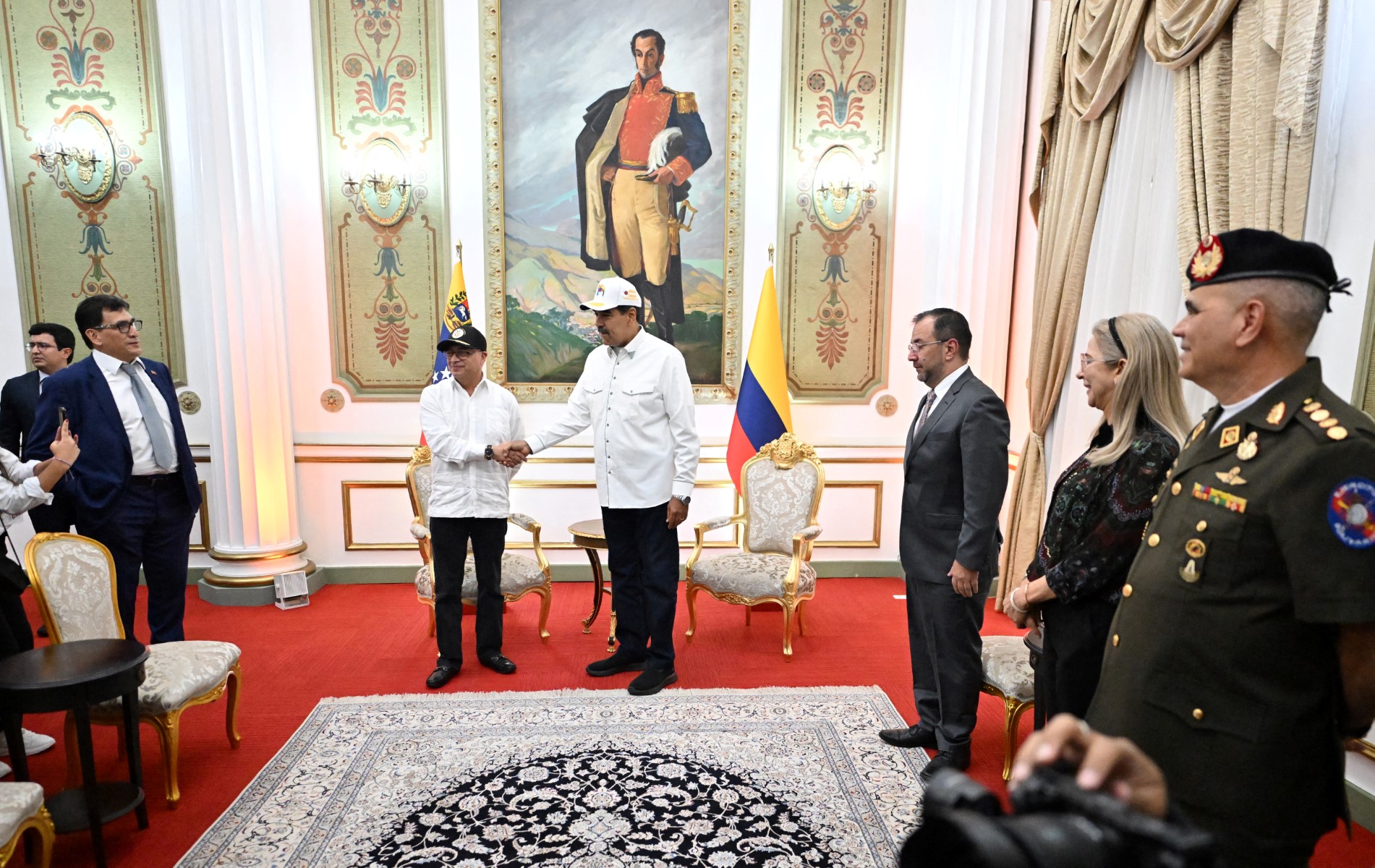 Colombia no descarta dar asilo a Nicolás Maduro: qué dijo el Gobierno Petro